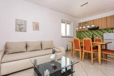 Ferienwohnung mit Klimaanlage und Terrasse in