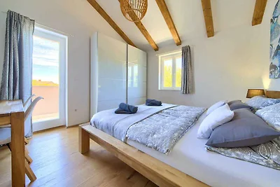 Ferienhaus ruhiger Ort mit Pool