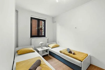 Ferienwohnung mit Klimaanlage und Pool