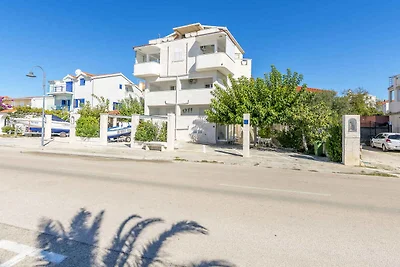 Ferienwohnung mit Balkon und Klimaanlage