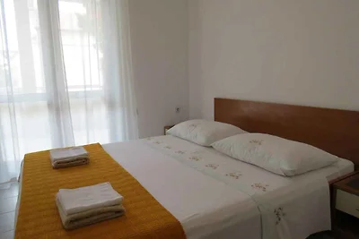 Charmante Ferienwohnung Ines in Novalja auf d