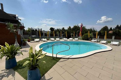 Ferienwohnung mit beheiztem Pool, Balkon Klim