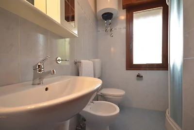 Ferienwohnung mit Klimaanlage und Balkon