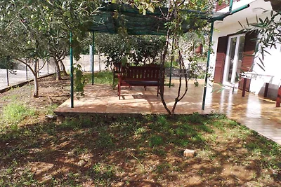 Ferienwohnung mit Terrasse, nur 30m vom Meer