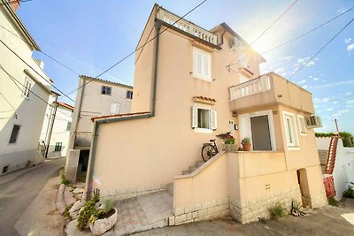 Ferienhaus mit Balkon