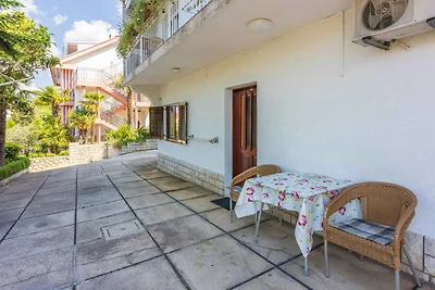 Studio mit Terrasse und Klimaanlage