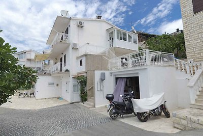 Ferienwohnung mit Balkon und Meerblick