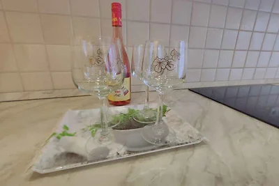 Studio mit Klimaanlage und Parkplatz direkt a