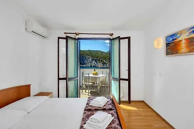 Ferienwohnung am Meer mit Balkon