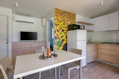 Mobilehome mit Terrasse am Pool