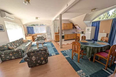 Ferienwohnung mit grosser Balkon, amerikanisc