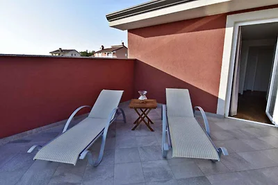 Ferienwohnung mit Pool an ruhiger Lage