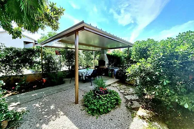 Ferienwohnung mit Klimaanlage und Terrasse