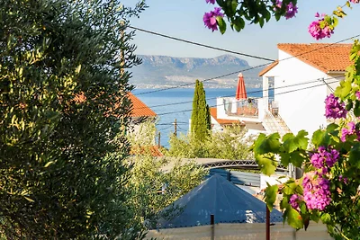 Ferienwohnung mit Balkon und Klimaanlage