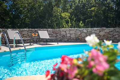 Vakantiehuis Ontspannende vakantie Muraj