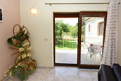 Villa mit Pool und Klimaanlage