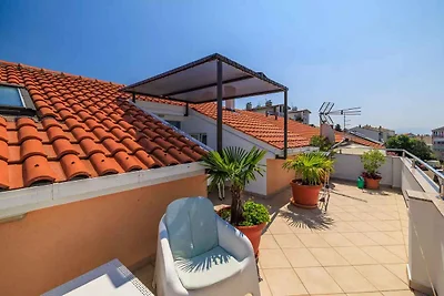 Ferienwohnung mit Balkon und Meerblick