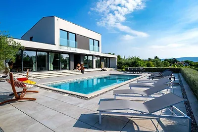 Villa mit Klimaanlage und Pool