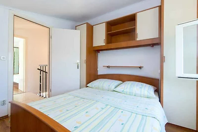 Ferienwohnung mit Klimaanlage und Terrasse in