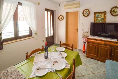 Ferienwohnung mit Klimaanlage und Balkon