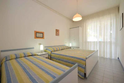 Ferienwohnung mit Klimaanlage und Balkon