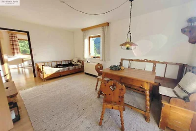 Ferienhaus in Hanglage mit sehr schöner