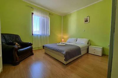 Ferienwohnung mit Terrasse und Klimaanlage