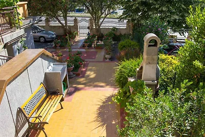 Komfortable Unterkunft Oleander mit Gartenbli