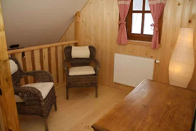 Ferienhaus mit Aussenpool und Internet