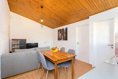 Ferienwohnung 150 m von Strand