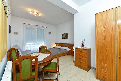 Ferienwohnung mit Klimaanlage und Terrasse