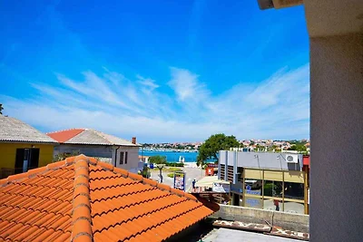 Ferienwohnung mit Balkon und mit Meerblick