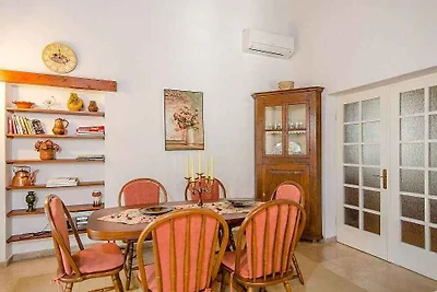 Gemütliches Ferienhaus Marko in Orebić mit Ga