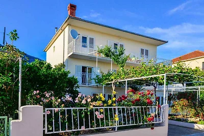 Ferienwohnung mit Balkon und Meerblick