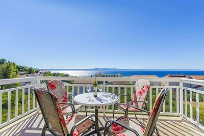 Ferienwohnung mit Meerblick und Pool