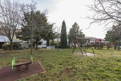 Ferienwohnung Lovely Apartment with Terrace