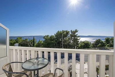 Ferienwohnung mit Balkon und Pool