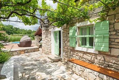 Villa mit Klimaanlage und Pool