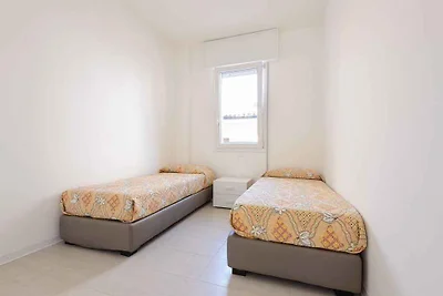 Ferienwohnung mit Klimaanlage und Balkon