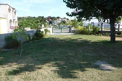 Appartamento Vacanza con famiglia Lopar