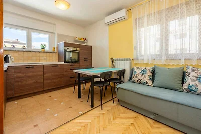 Ferienwohnung mit Balkon und Meerblick