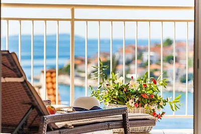 Appartamento Vacanza con famiglia Okrug Gornji