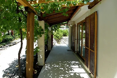 Ferienhaus mit Balkon