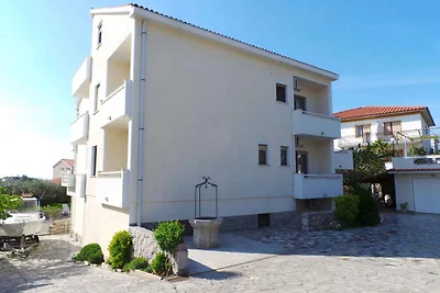 Ferienwohnung mit Grill, Garten, Klimaanlage 