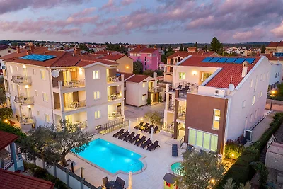 Ferienwohnung mit Klimaanlage, mit Aussenpool