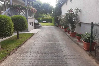Ferienhaus mit Garten und Grill