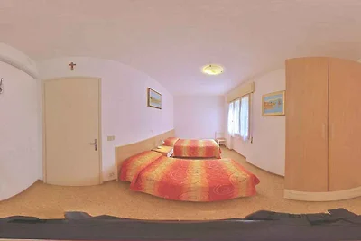 Ferienwohnung mit Klimaanlage und Balkon