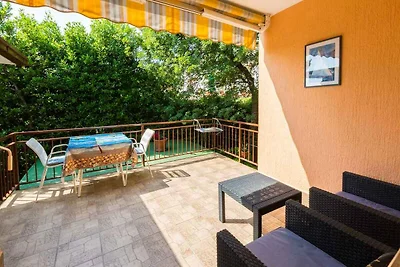Ferienwohnung mit Balkon und Grillmöglichkeit