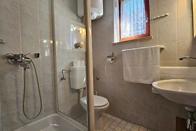 Ferienwohnung mit Balkon und Meerblick