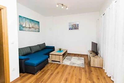 Gemütliches Apartment Vesna in Vodice für ein